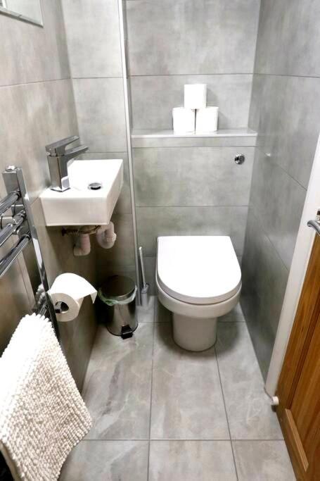 3 Bedroom Prime Angel Location ลอนดอน ภายนอก รูปภาพ